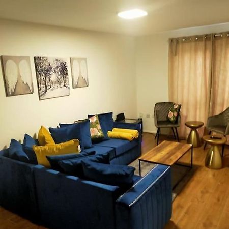 Impeccable 2-Bed House Lejlighed London Eksteriør billede