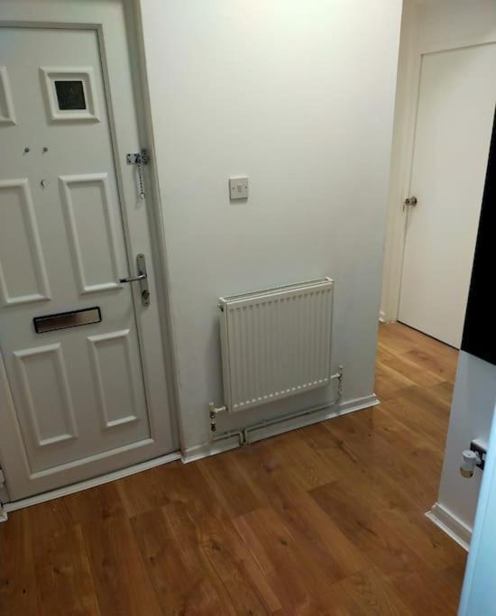 Impeccable 2-Bed House Lejlighed London Eksteriør billede